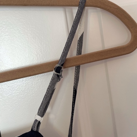 One shoulder top - Picture 4 of 5